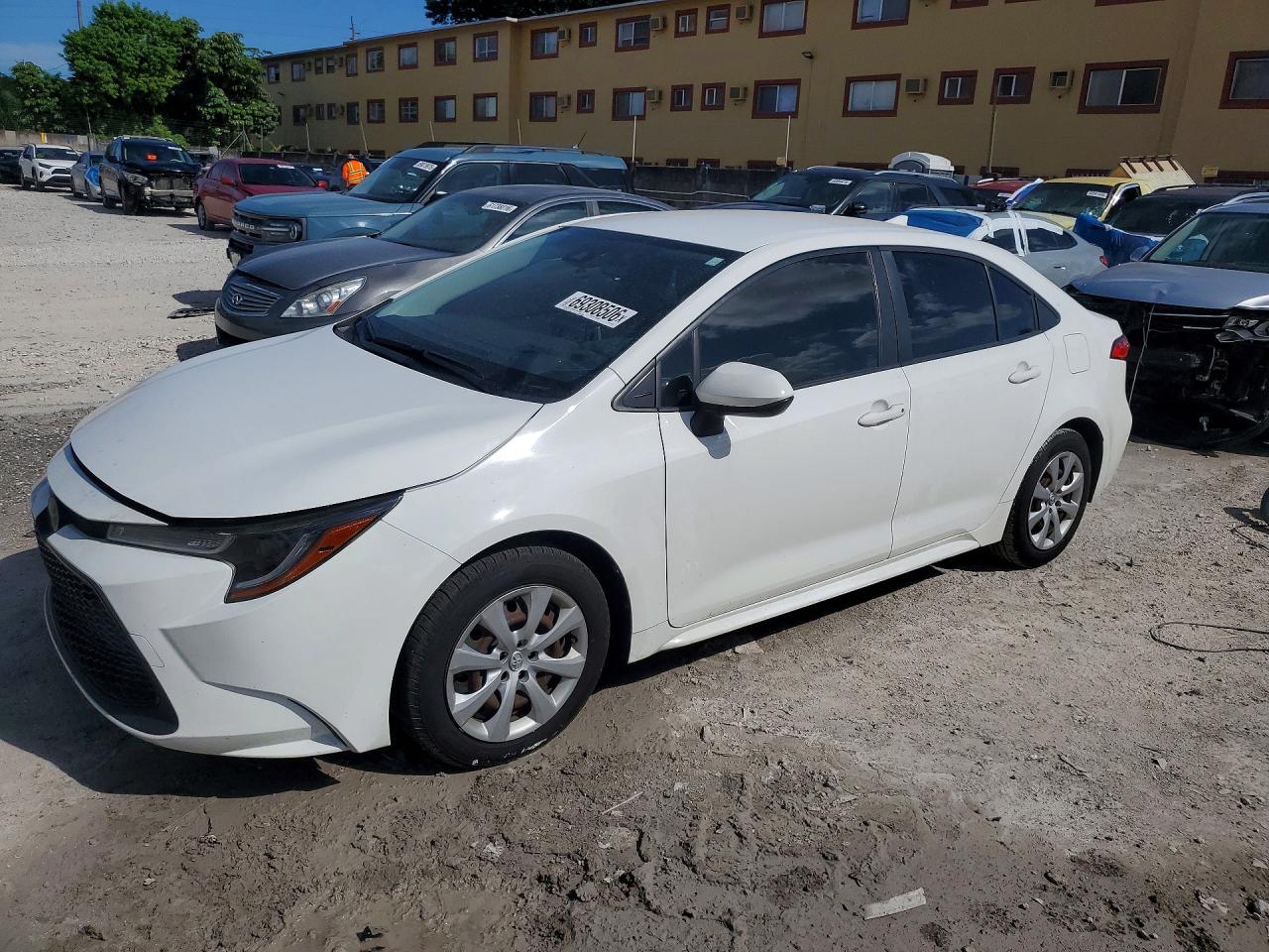 2021 TOYOTA COROLLA — Front 3/4