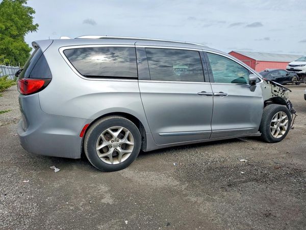 2018 CHRYSLER PACIFICA Touring L Plus — PSRA