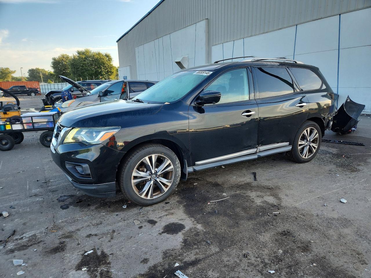 2019 NISSAN PATHFINDER — Front 3/4