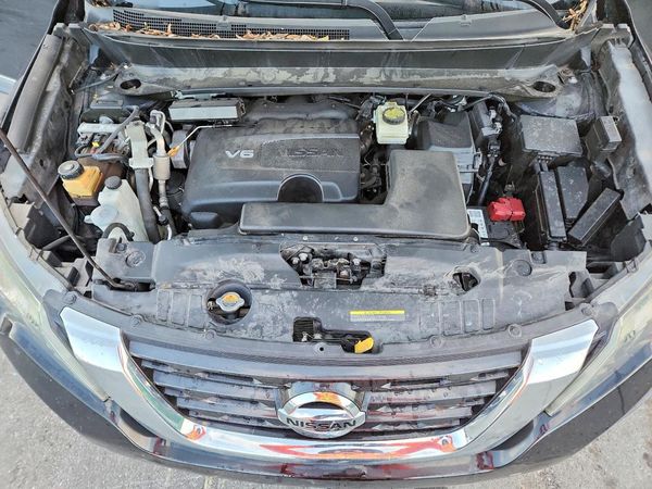 2019 NISSAN PATHFINDER — Engine bay