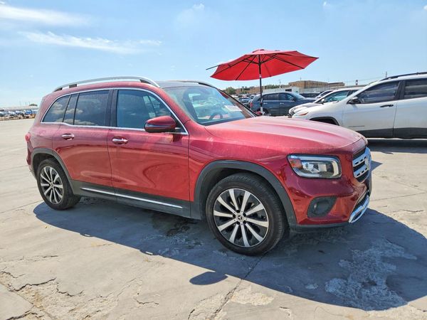 2020 MERCEDES-BENZ GLB GLB250 — Passenger 3/4