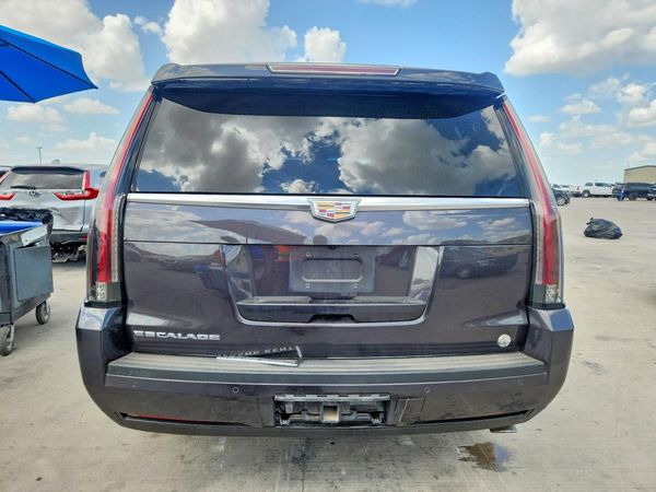 2016 CADILLAC ESCALADE — DIRR