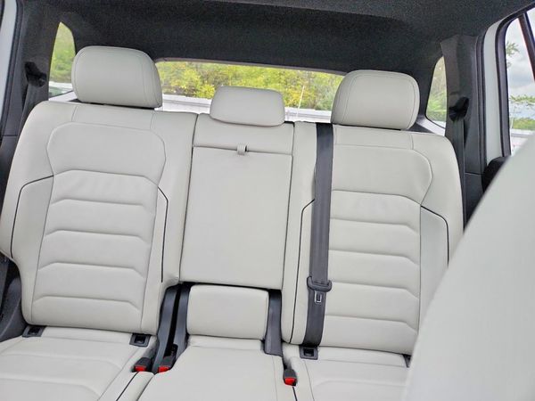 2021 VOLKSWAGEN TIGUAN — SUVN
