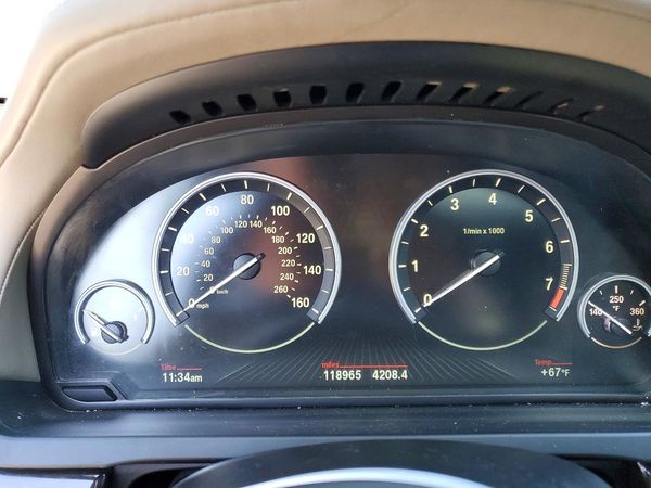 2014 BMW 750 — ODOM