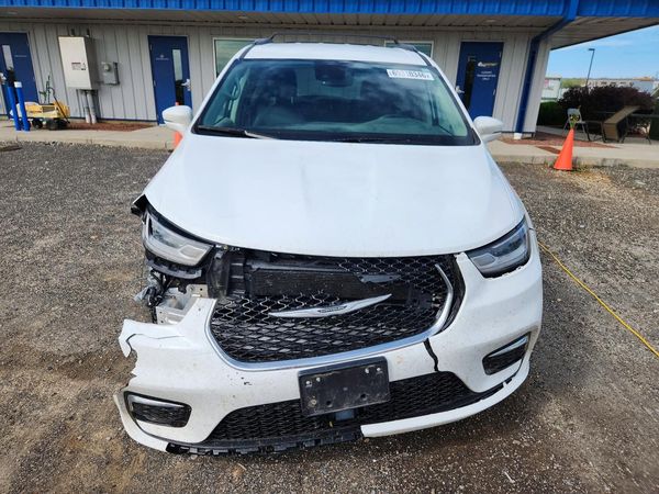 2022 CHRYSLER PACIFICA