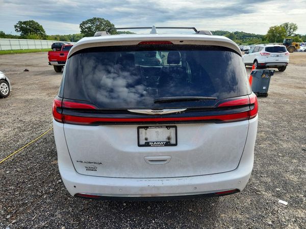 2022 CHRYSLER PACIFICA