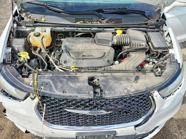 2022 CHRYSLER PACIFICA