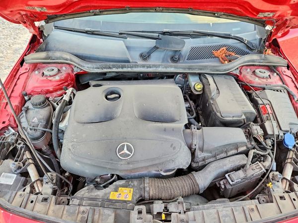 2018 MERCEDES-BENZ GLA — Engine bay