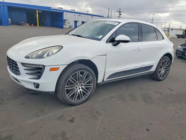 2017 PORSCHE MACAN — Front 3/4