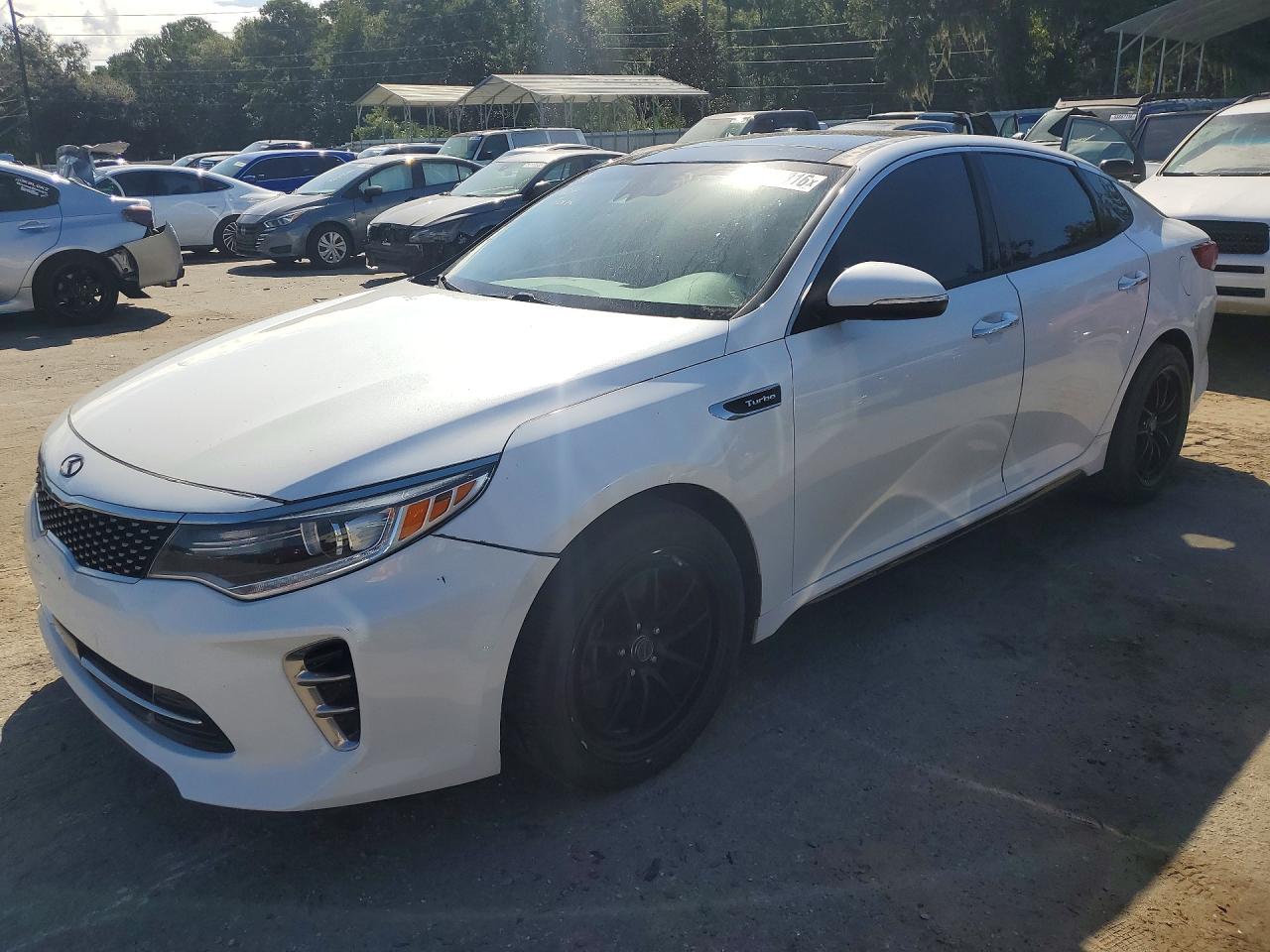 2016 KIA OPTIMA — Front 3/4