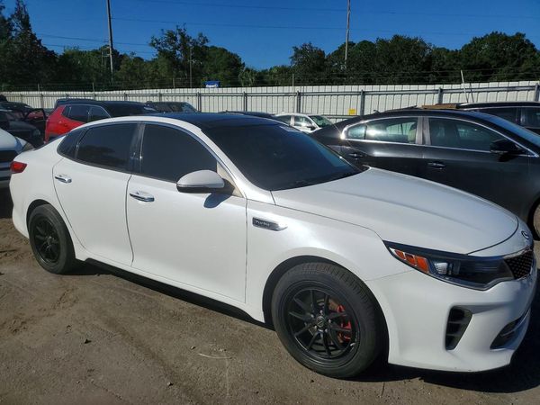 2016 KIA OPTIMA — Passenger 3/4