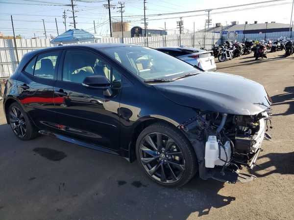 2024 TOYOTA COROLLA — Passenger 3/4