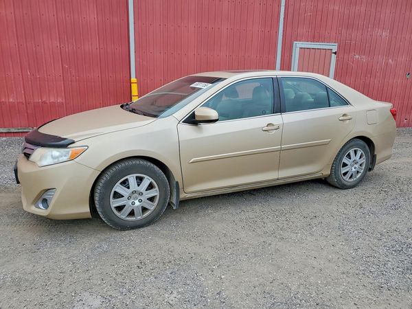 2012 TOYOTA CAMRY — DSFA — Front 3/4