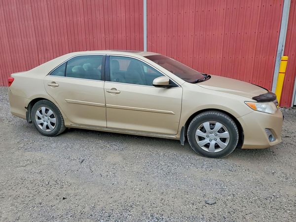 2012 TOYOTA CAMRY — Passenger 3/4