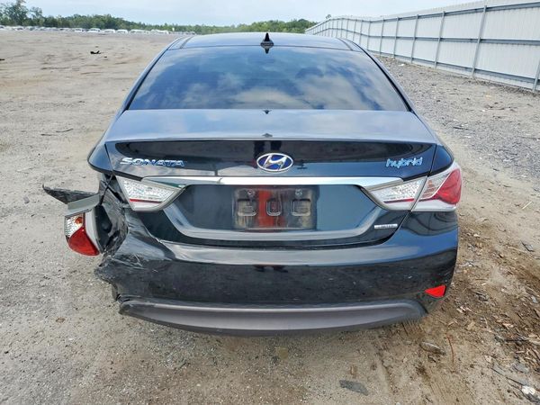 2013 HYUNDAI SONATA — DIRR