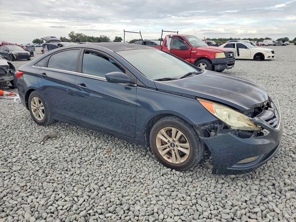 2013 HYUNDAI SONATA GLS/ GLS Popular