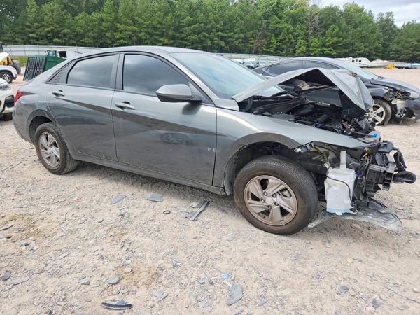2026 HYUNDAI ELANTRA SE — Passenger 3/4
