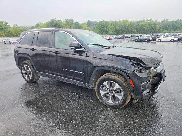 2024 JEEP CHEROKEE Limited 4XE — Passenger 3/4
