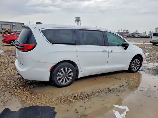 2024 CHRYSLER PACIFICA Select — PSRA