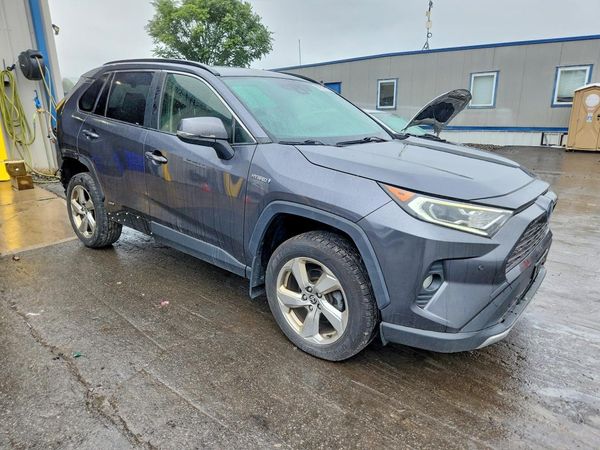 2020 TOYOTA RAV4 Limited HV — Passenger 3/4
