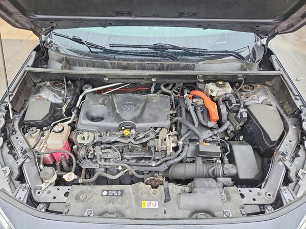 2020 TOYOTA RAV4 Limited HV — Engine bay