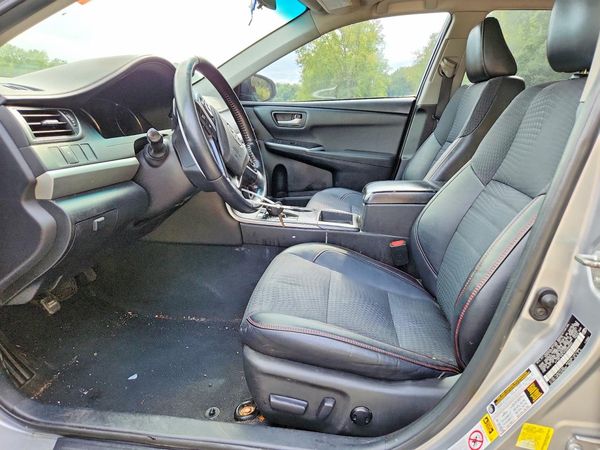 2015 TOYOTA CAMRY — DENT
