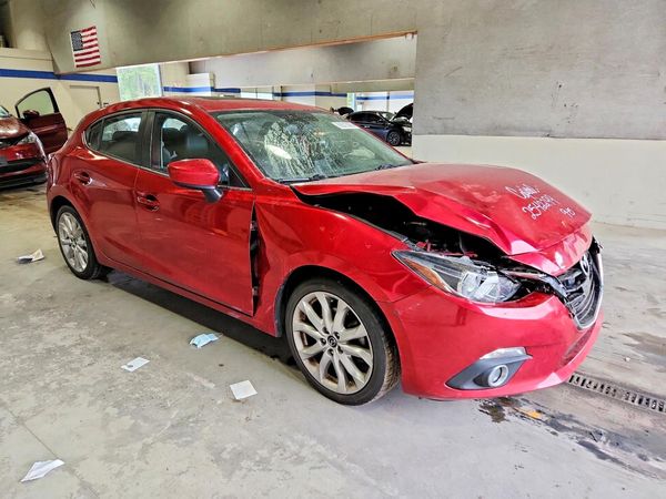2015 MAZDA 3 Grand Touring/GT — Passenger 3/4