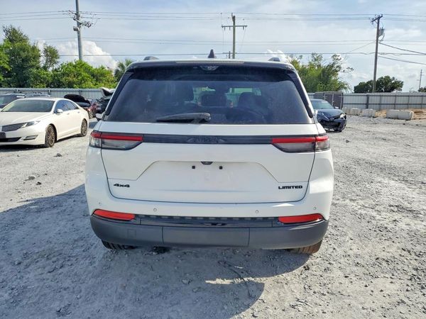 2023 JEEP CHEROKEE Limited — DIRR