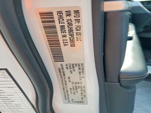 2023 JEEP CHEROKEE Limited — VINS