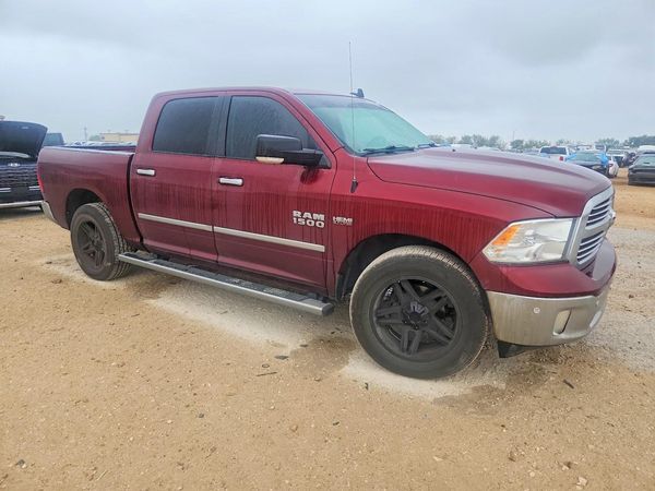 2016 RAM 1500 SLT CREW CAB 4X4 — Passenger 3/4