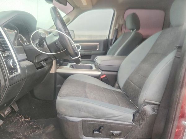 2016 RAM 1500 SLT CREW CAB 4X4 — DENT