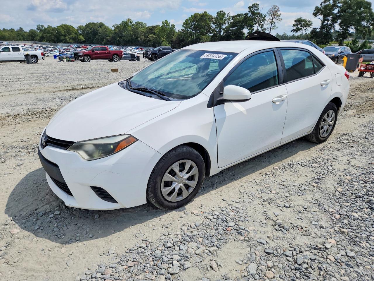 2015 TOYOTA COROLLA L/LE — Front 3/4
