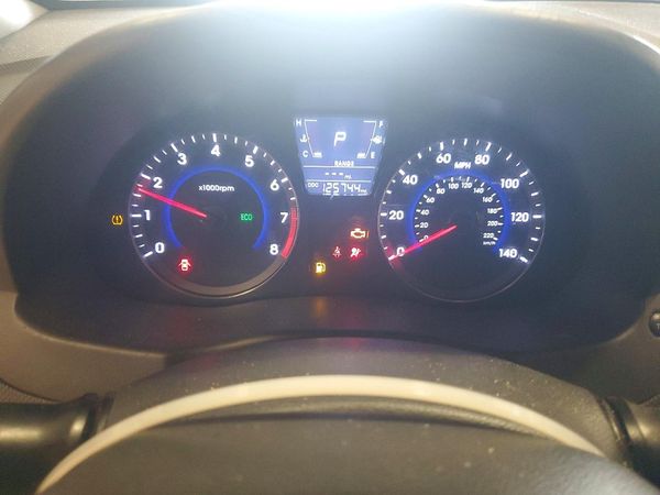 2012 HYUNDAI ACCENT GL (Middle-low grade) — ODOM