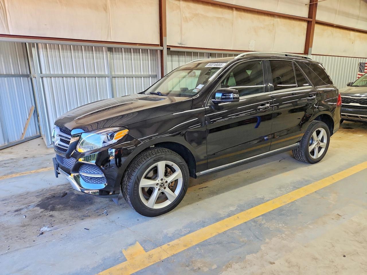 2018 MERCEDES-BENZ GLE — Front 3/4