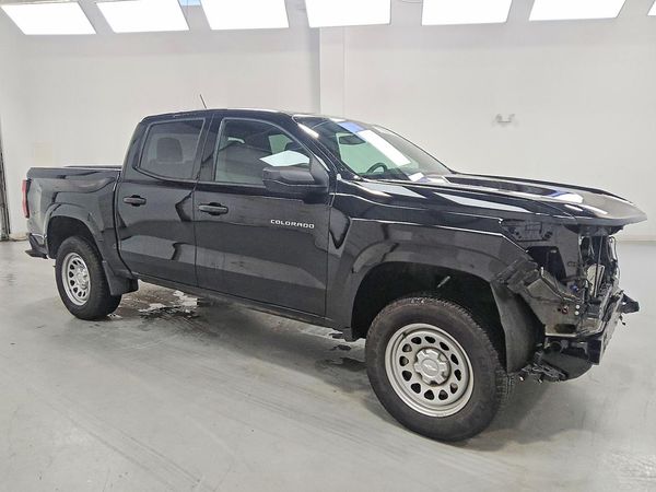 2024 CHEVROLET COLORADO Work Truck — Passenger 3/4