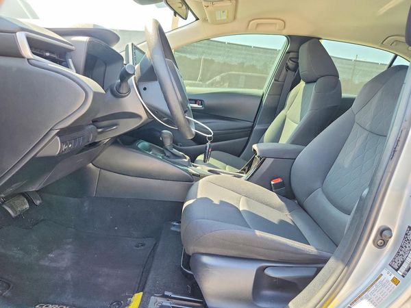 2021 TOYOTA COROLLA LE w/Premium pkg2 — DENT