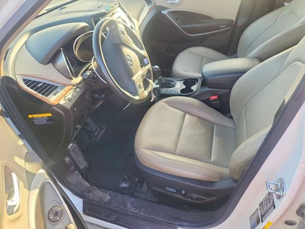 2016 HYUNDAI SANTA FE — DENT