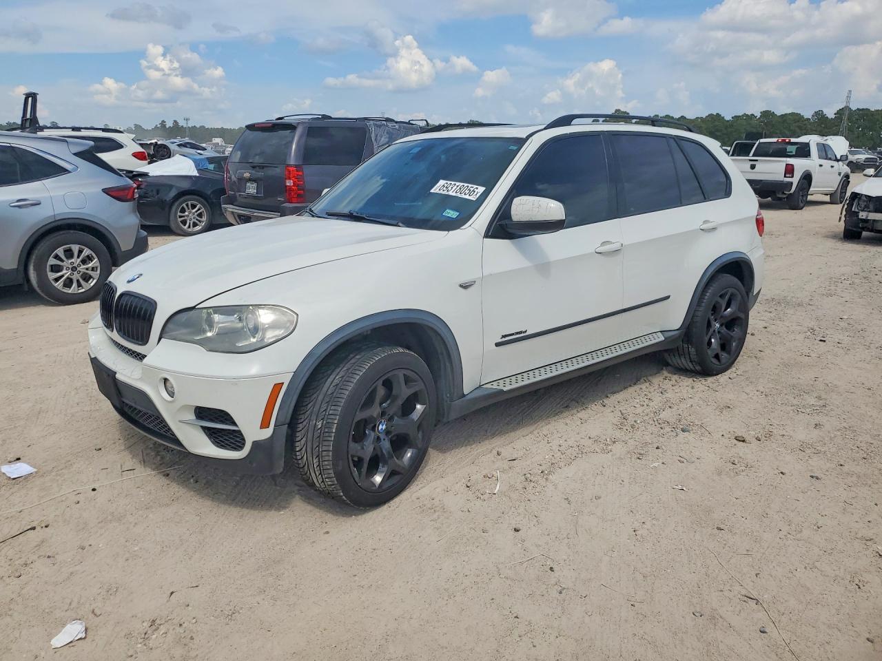 2012 BMW X5 — Front 3/4