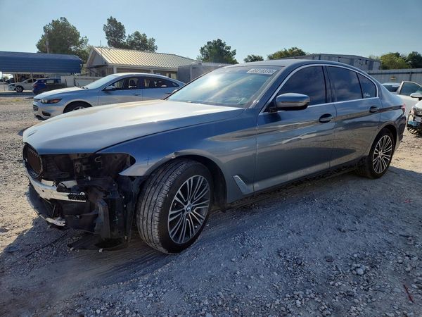 2020 BMW 540 xDrive — Front 3/4