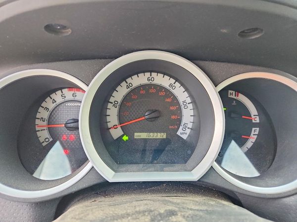 2015 TOYOTA TACOMA Delux Grade — ODOM
