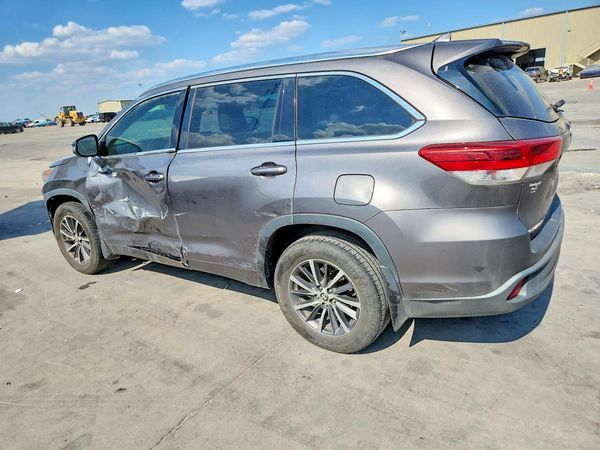 2017 TOYOTA HIGHLANDER — DSRA