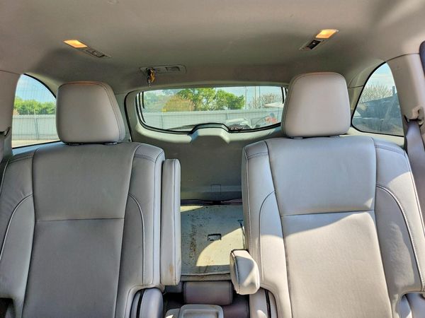 2017 TOYOTA HIGHLANDER — SUVN
