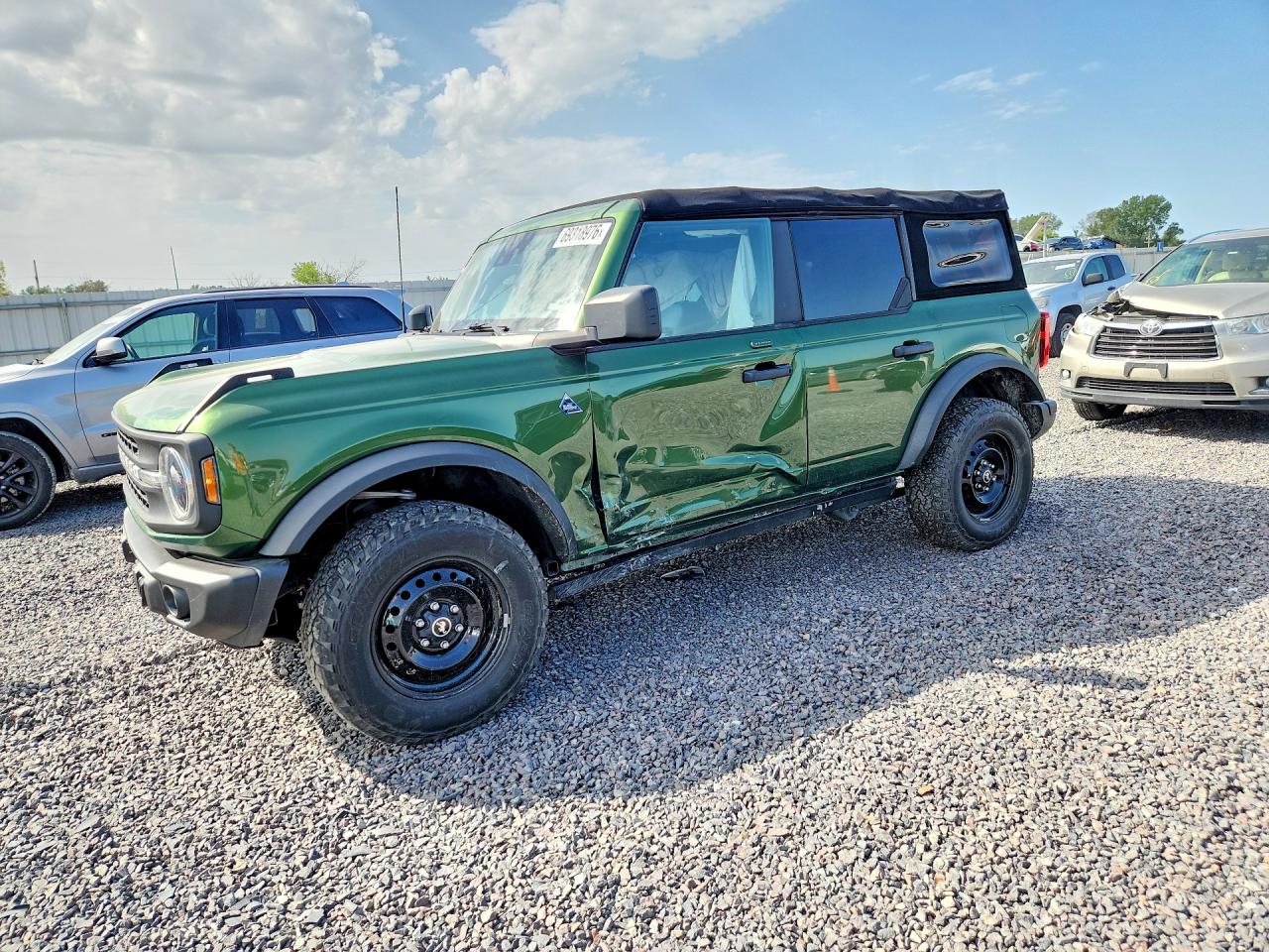 2022 FORD BRONCO — Front 3/4