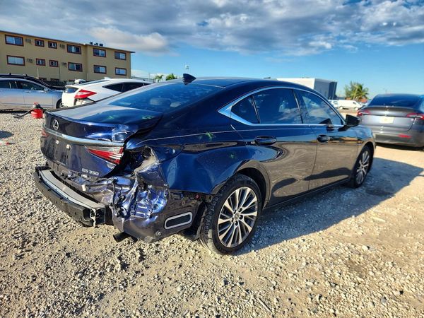 2020 LEXUS ES 350 Premium — PSRA