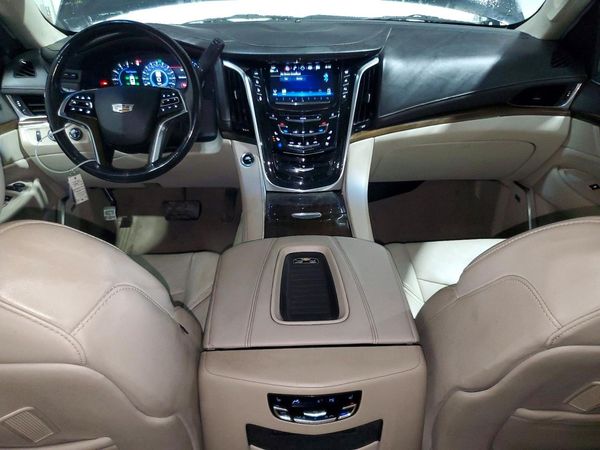 2020 CADILLAC ESCALADE ESV Luxury — CKPT