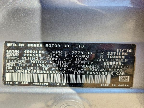 2017 ACURA RLX — VINS