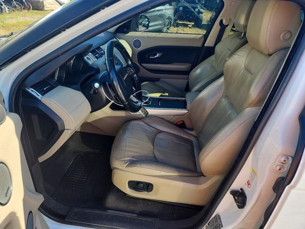 2016 LAND ROVER RANGEROVER SE — DENT