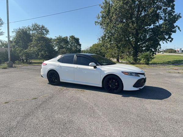 2019 TOYOTA CAMRY