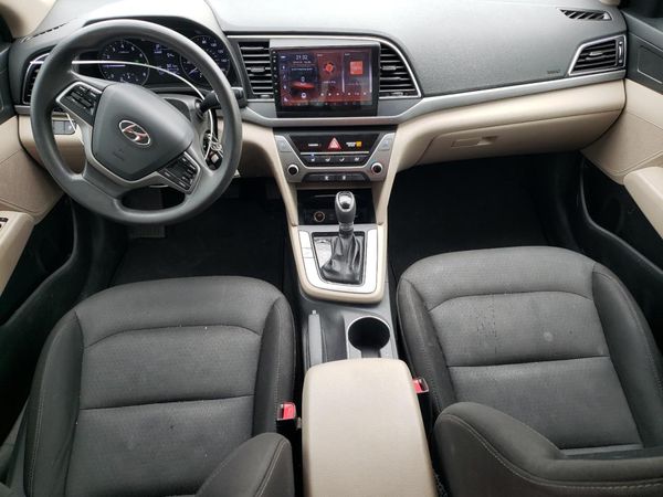 2017 HYUNDAI ELANTRA