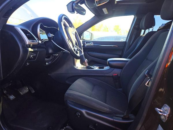2017 JEEP GRAND CHER Laredo — DENT